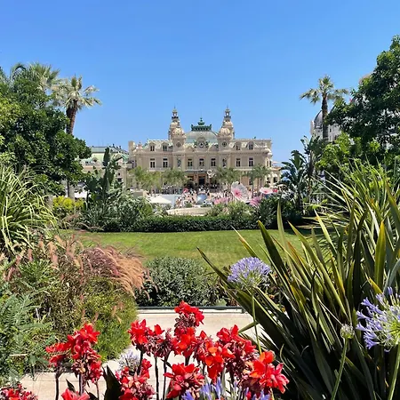 Independant - Entree & Terrasse Privatives - Vue - Parking Guest house Menton