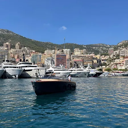 Guest house Independant - Entree & Terrasse Privatives - Vue - Parking Menton