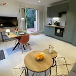 Studio SHANGRI-LA - calme - confort - vue mer - Pkg - WIFI Affittacamere *