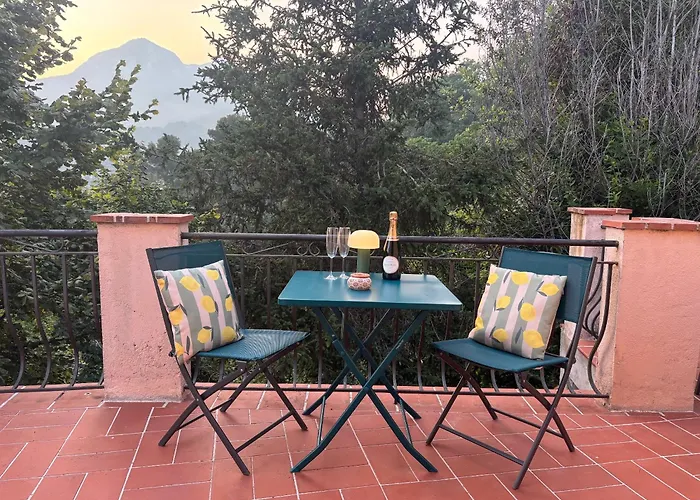 Гостевой дом Shangri-la - Calme - Confort - Vue - Pkg - Wifi